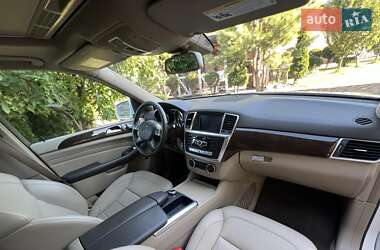 Внедорожник / Кроссовер Mercedes-Benz M-Class 2013 в 