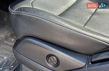 Внедорожник / Кроссовер Mercedes-Benz M-Class 2013 в 
