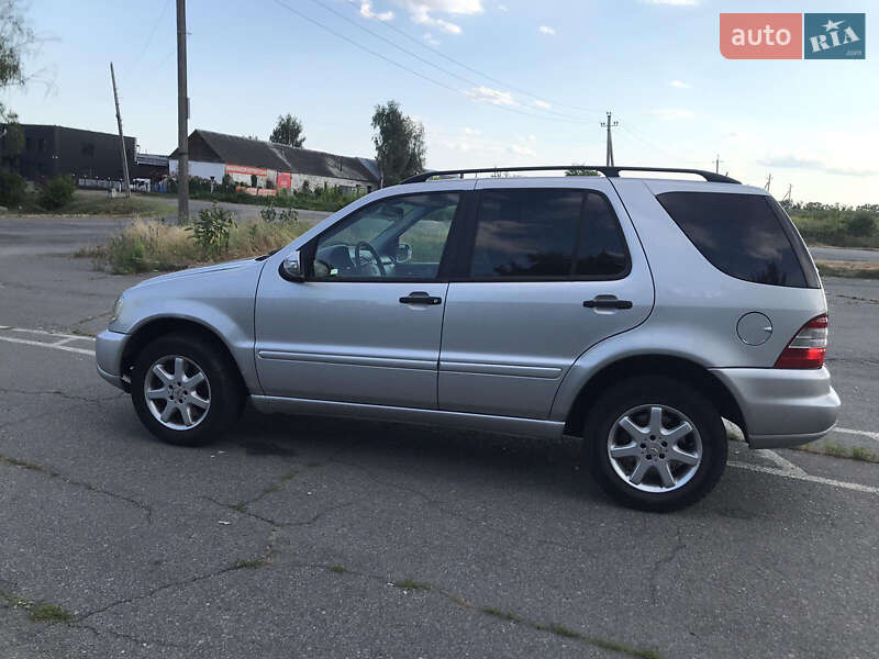 Внедорожник / Кроссовер Mercedes-Benz M-Class 2002 в Киеве
