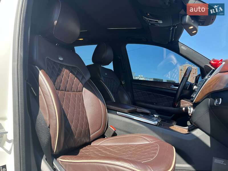 Позашляховик / Кросовер Mercedes-Benz M-Class 2014 в Києві