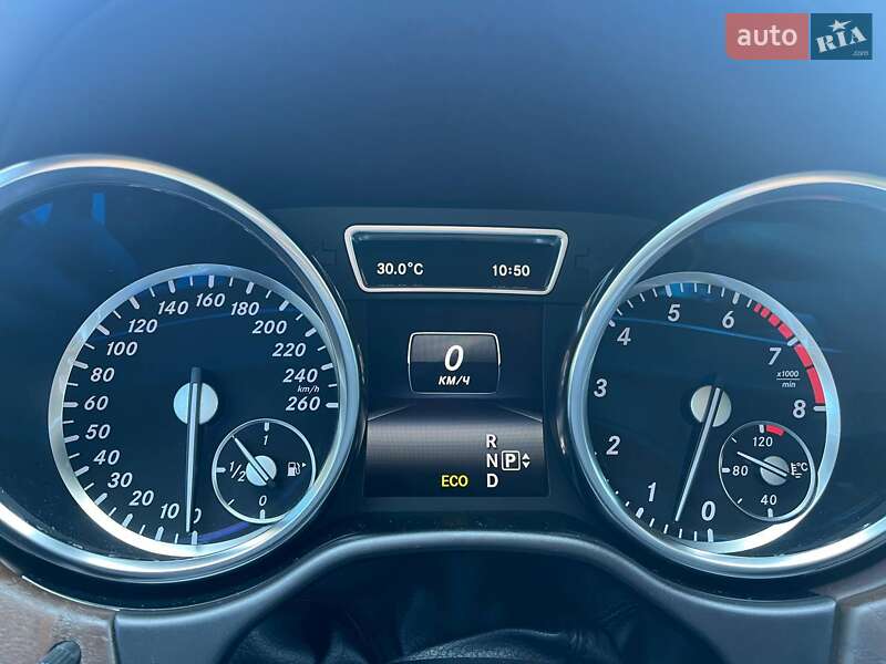 Позашляховик / Кросовер Mercedes-Benz M-Class 2014 в Києві