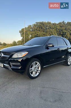 Внедорожник / Кроссовер Mercedes-Benz M-Class 2013 в 
