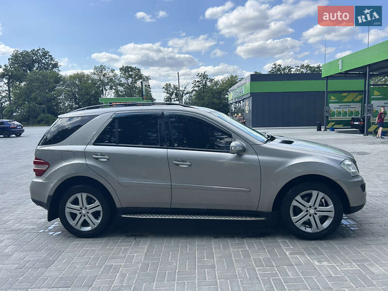 Внедорожник / Кроссовер Mercedes-Benz M-Class 2008 в Днепре