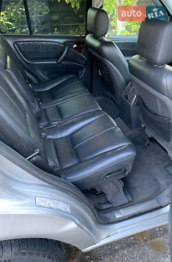 Внедорожник / Кроссовер Mercedes-Benz M-Class 2002 в 