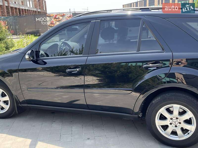 Позашляховик / Кросовер Mercedes-Benz M-Class 2006 в Хмельницькому