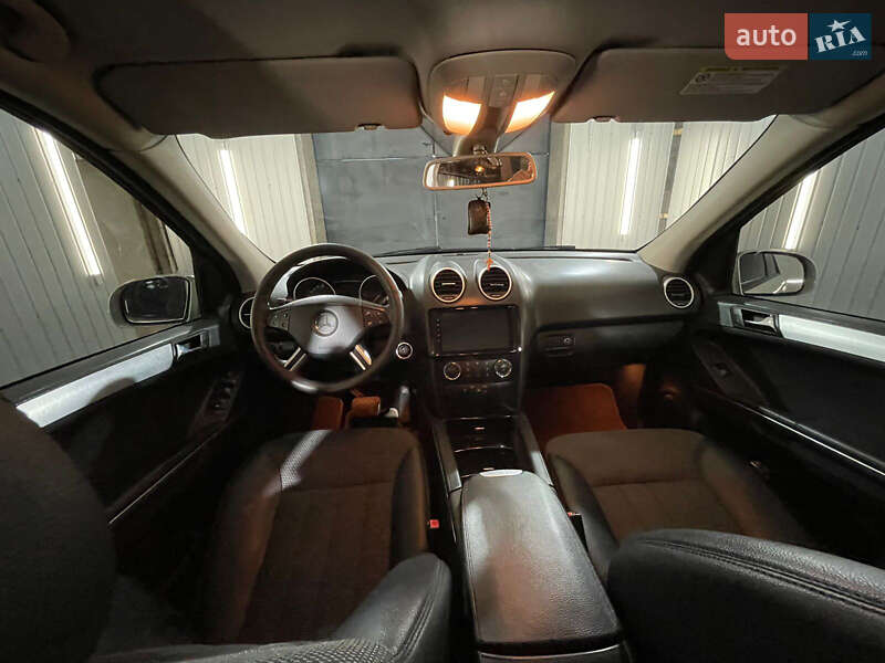 Внедорожник / Кроссовер Mercedes-Benz M-Class 2006 в Тернополе