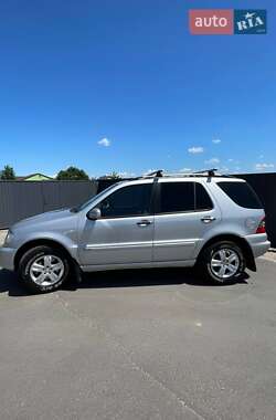 Внедорожник / Кроссовер Mercedes-Benz M-Class 2005 в Киеве