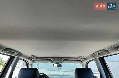 Внедорожник / Кроссовер Mercedes-Benz M-Class 2005 в 