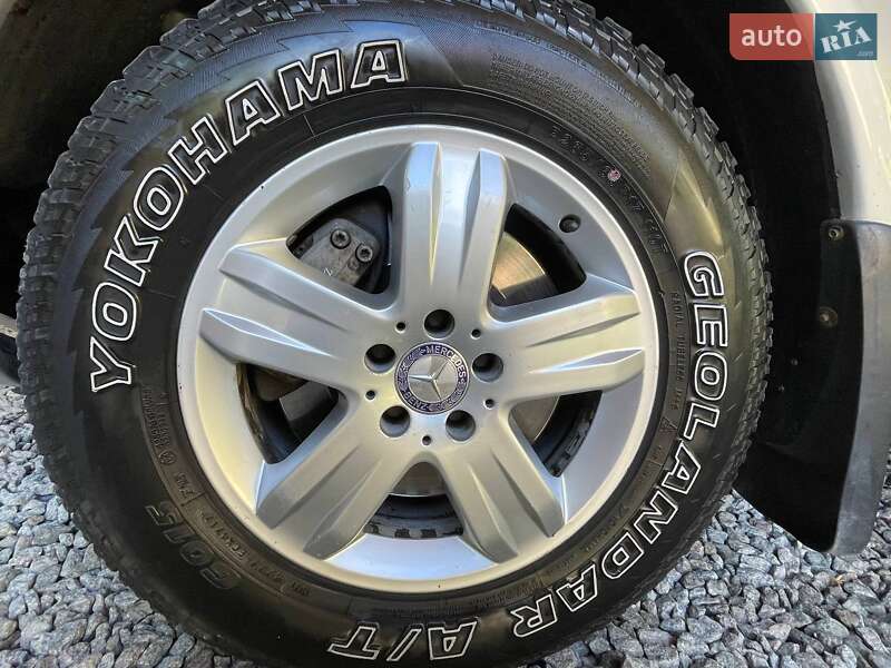 Внедорожник / Кроссовер Mercedes-Benz M-Class 2005 в Киеве