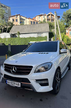 Внедорожник / Кроссовер Mercedes-Benz M-Class 2012 в 