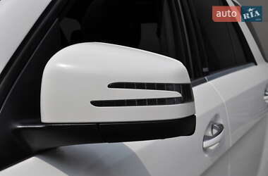 Позашляховик / Кросовер Mercedes-Benz M-Class 2013 в 