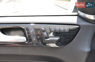 Позашляховик / Кросовер Mercedes-Benz M-Class 2013 в 