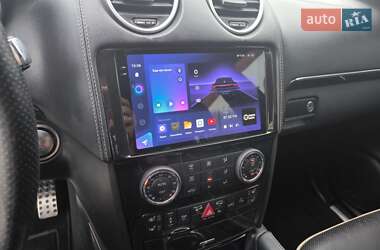 Внедорожник / Кроссовер Mercedes-Benz M-Class 2010 в 