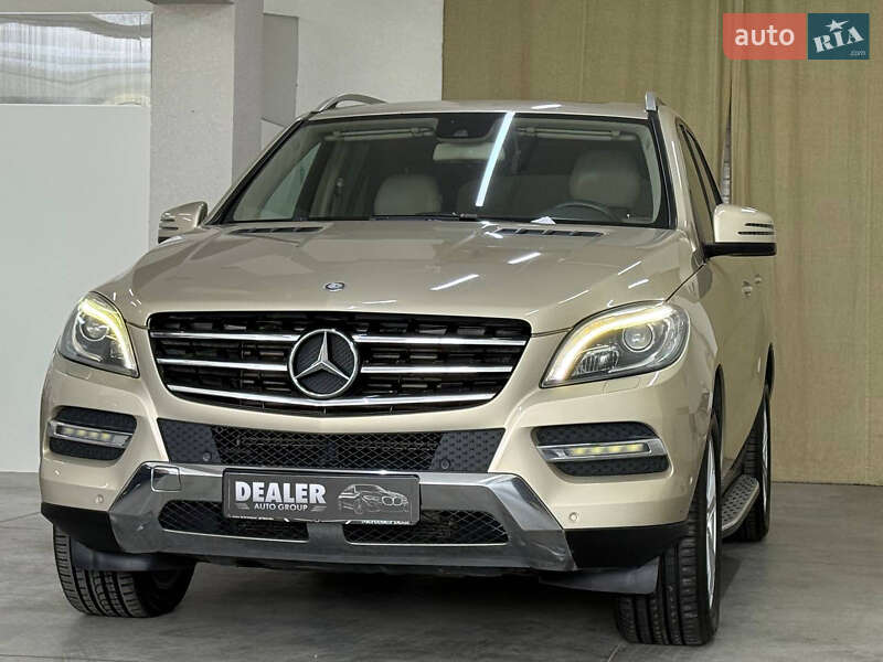 Внедорожник / Кроссовер Mercedes-Benz M-Class 2013 в Киеве