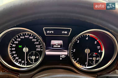 Внедорожник / Кроссовер Mercedes-Benz M-Class 2013 в 