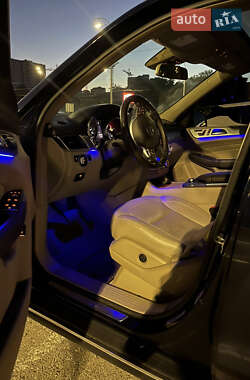 Позашляховик / Кросовер Mercedes-Benz M-Class 2014 в 