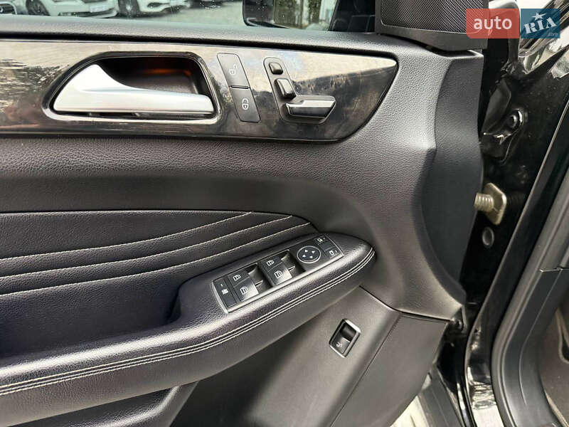 Позашляховик / Кросовер Mercedes-Benz M-Class 2012 в Стрию