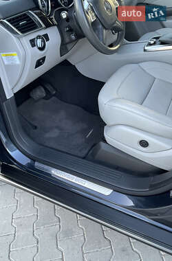 Позашляховик / Кросовер Mercedes-Benz M-Class 2013 в 