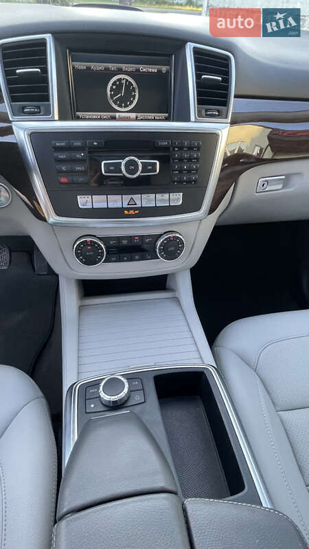 Позашляховик / Кросовер Mercedes-Benz M-Class 2013 в Підволочиську