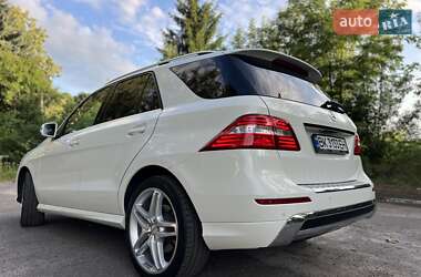 Внедорожник / Кроссовер Mercedes-Benz M-Class 2013 в 