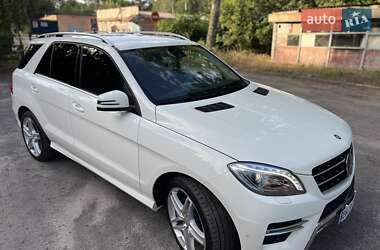 Внедорожник / Кроссовер Mercedes-Benz M-Class 2013 в 