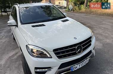 Внедорожник / Кроссовер Mercedes-Benz M-Class 2013 в 