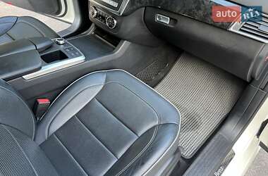 Внедорожник / Кроссовер Mercedes-Benz M-Class 2013 в 