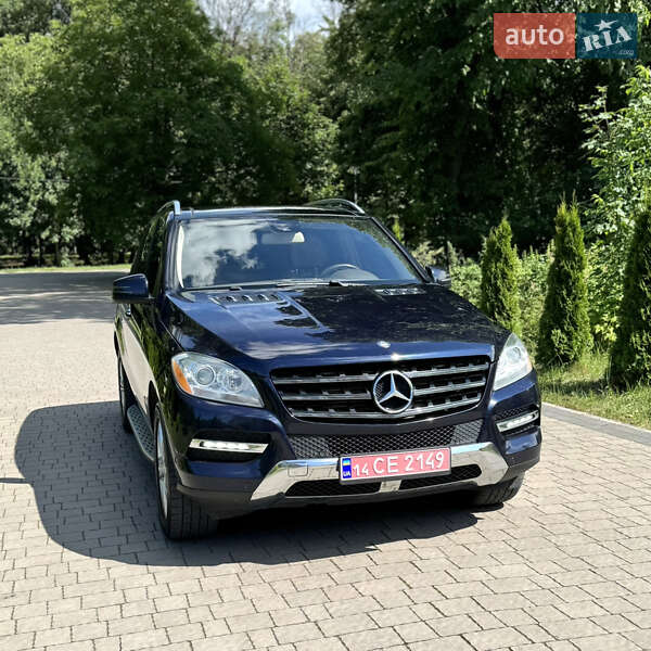 Внедорожник / Кроссовер Mercedes-Benz M-Class 2014 в Львове