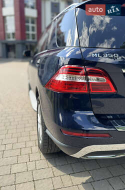Внедорожник / Кроссовер Mercedes-Benz M-Class 2014 в 