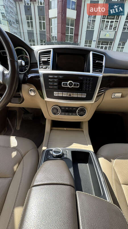 Внедорожник / Кроссовер Mercedes-Benz M-Class 2014 в Львове