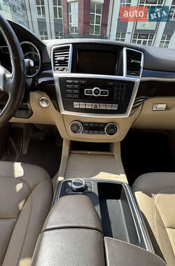 Внедорожник / Кроссовер Mercedes-Benz M-Class 2014 в 