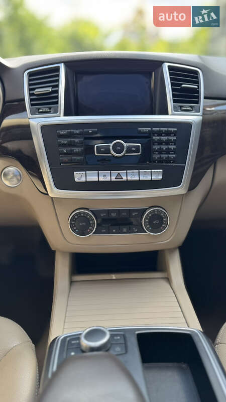 Внедорожник / Кроссовер Mercedes-Benz M-Class 2014 в Львове