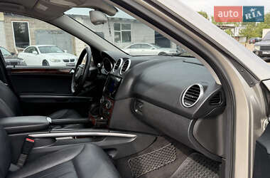 Внедорожник / Кроссовер Mercedes-Benz M-Class 2005 в 