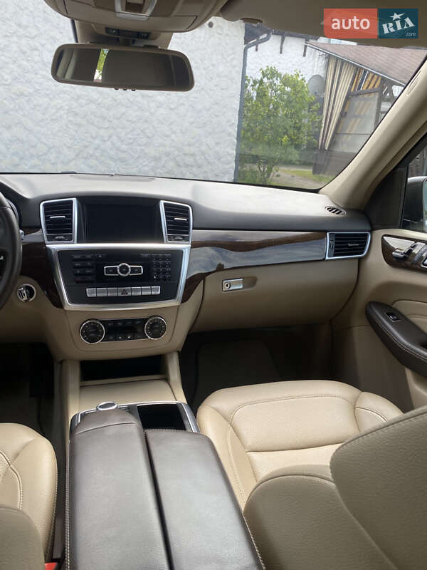 Позашляховик / Кросовер Mercedes-Benz M-Class 2013 в Косові
