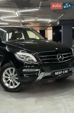Позашляховик / Кросовер Mercedes-Benz M-Class 2015 в 