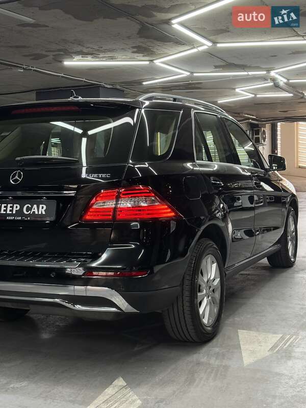 Позашляховик / Кросовер Mercedes-Benz M-Class 2015 в Одесі