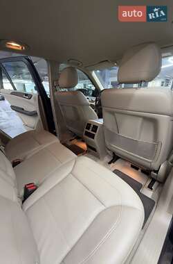 Позашляховик / Кросовер Mercedes-Benz M-Class 2015 в 