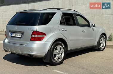 Внедорожник / Кроссовер Mercedes-Benz M-Class 2006 в 
