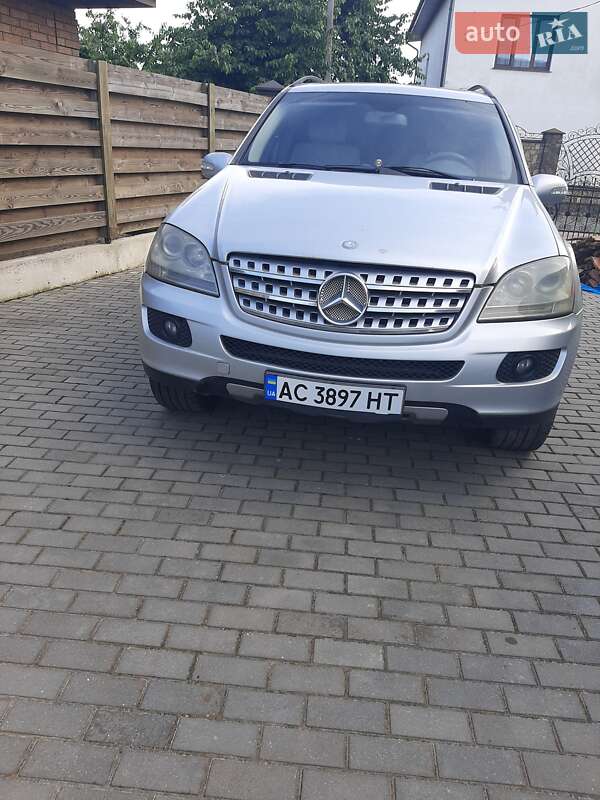 Внедорожник / Кроссовер Mercedes-Benz M-Class 2007 в Нововолынске фото 2 Внедорожник / Кроссовер Mercedes-Benz M-Class 2007 в Нововолынске