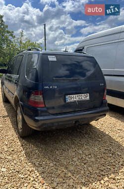 Внедорожник / Кроссовер Mercedes-Benz M-Class 2001 в 