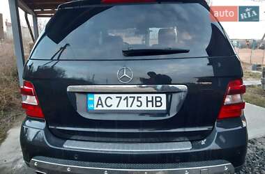 Позашляховик / Кросовер Mercedes-Benz M-Class 2008 в 