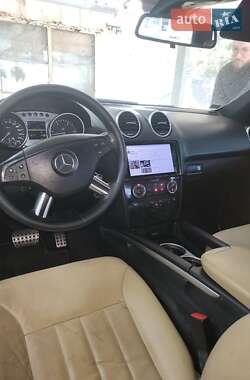 Позашляховик / Кросовер Mercedes-Benz M-Class 2008 в 