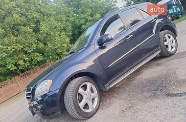 Внедорожник / Кроссовер Mercedes-Benz M-Class 2008 в Черновцах