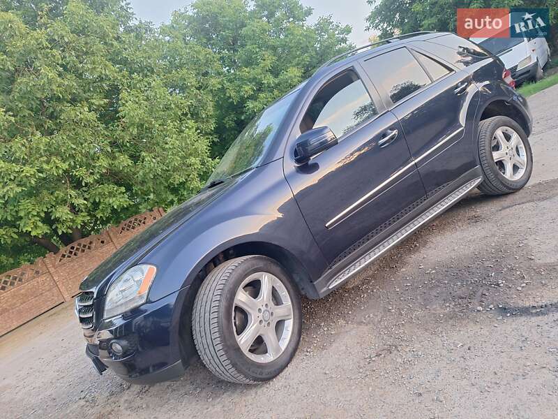 Mercedes-Benz M-Class 2008