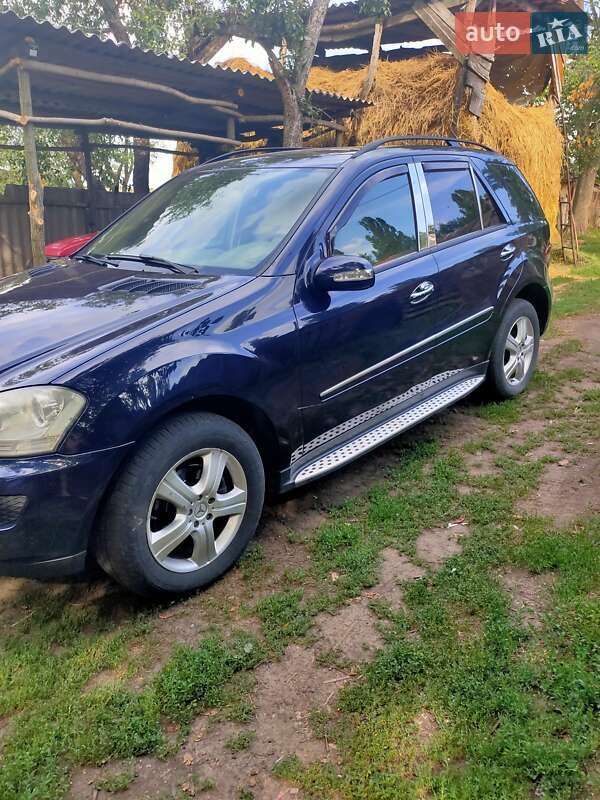 Позашляховик / Кросовер Mercedes-Benz M-Class 2007 в Полтаві