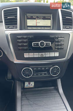 Внедорожник / Кроссовер Mercedes-Benz M-Class 2014 в 
