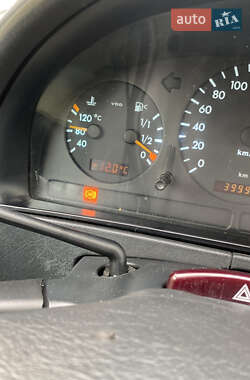Внедорожник / Кроссовер Mercedes-Benz M-Class 2002 в 