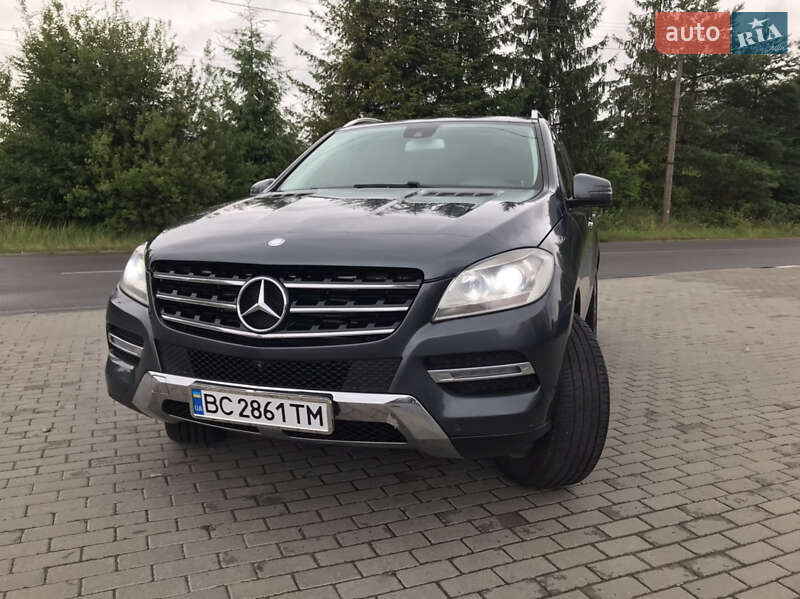 Позашляховик / Кросовер Mercedes-Benz M-Class 2014 в Дрогобичі
