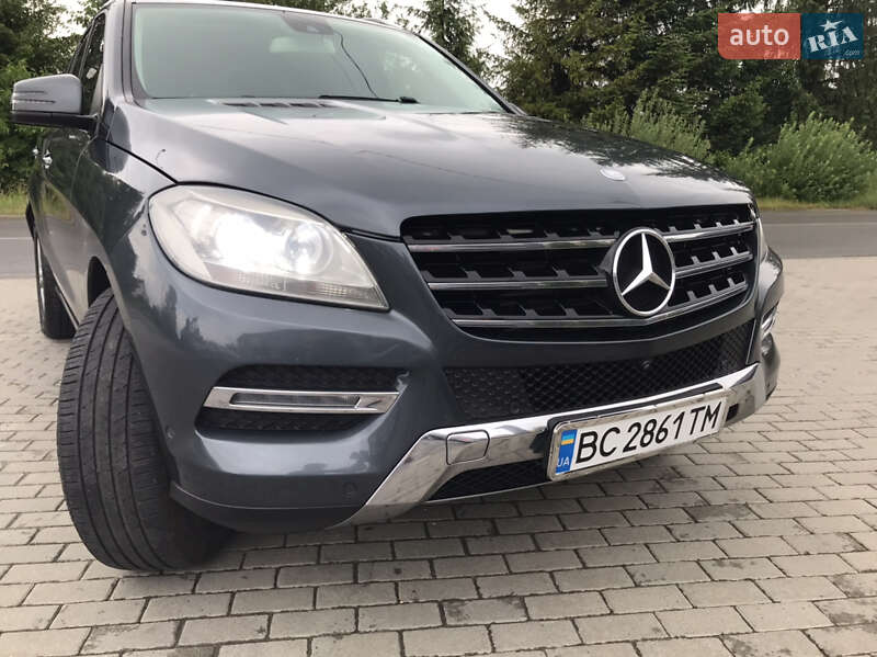 Позашляховик / Кросовер Mercedes-Benz M-Class 2014 в Дрогобичі