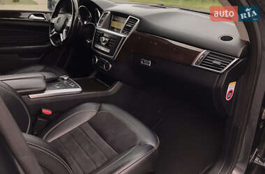 Внедорожник / Кроссовер Mercedes-Benz M-Class 2014 в 